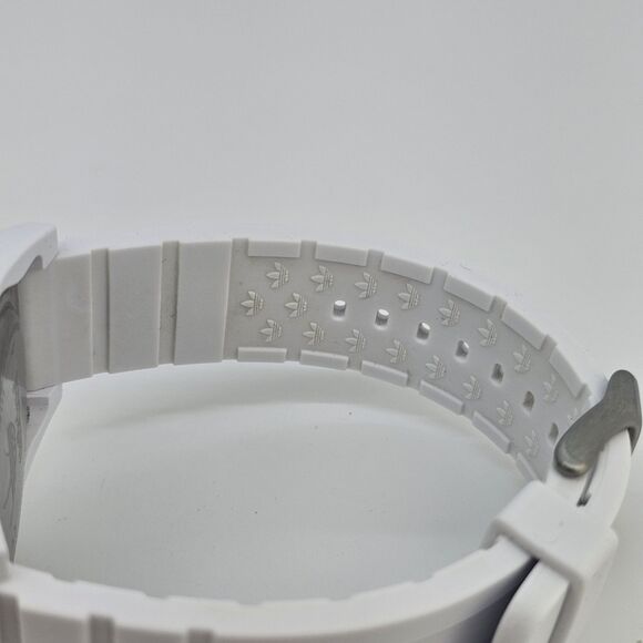 Adidas Men's Watch 41MM Blue White Dial White Plastic Bands New Battery - Picture 14 of 15